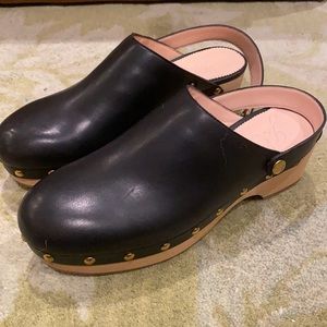 J.crew Convertible leather clogs
Item BA188 broken